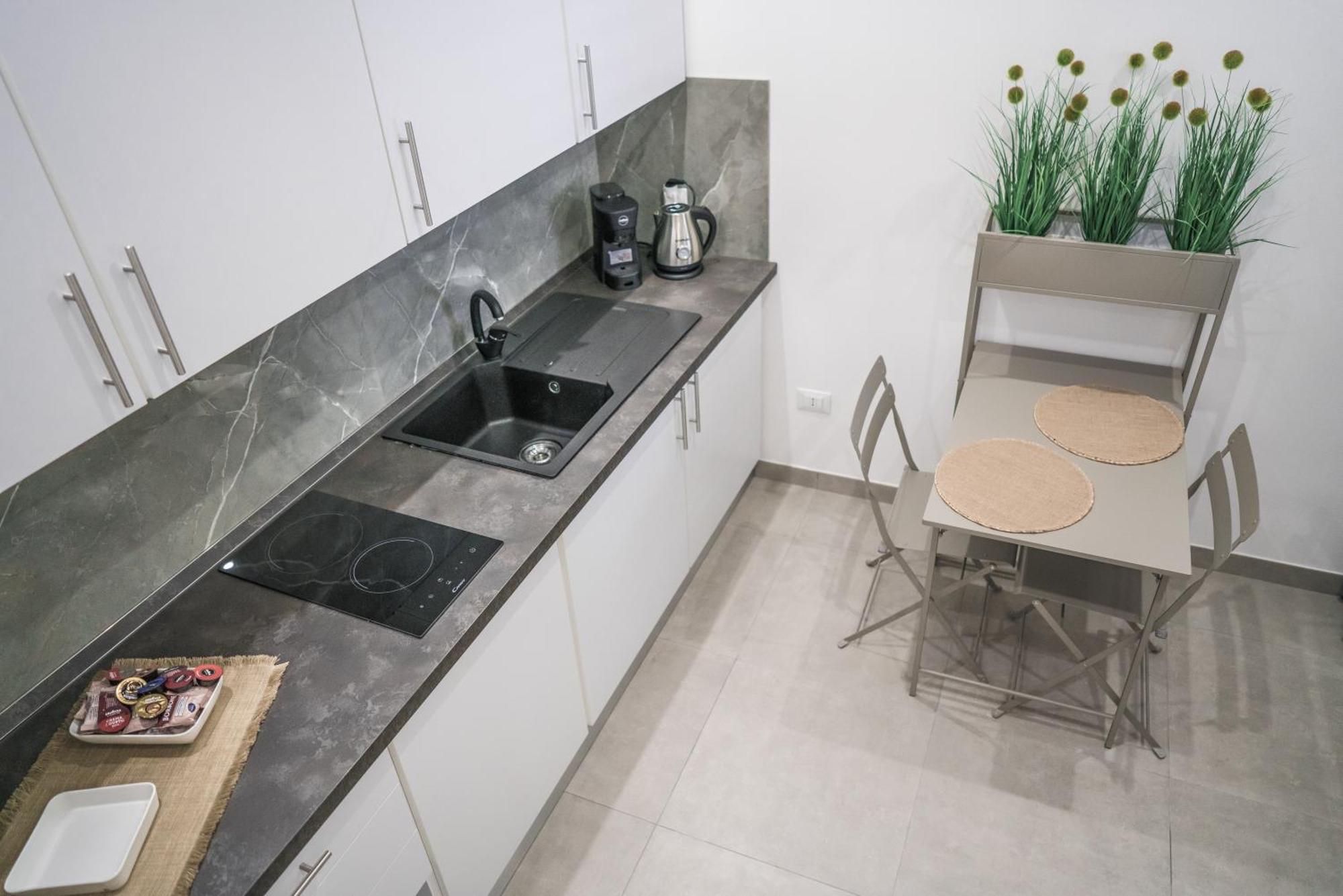 Casa Azzurra E Apartment
